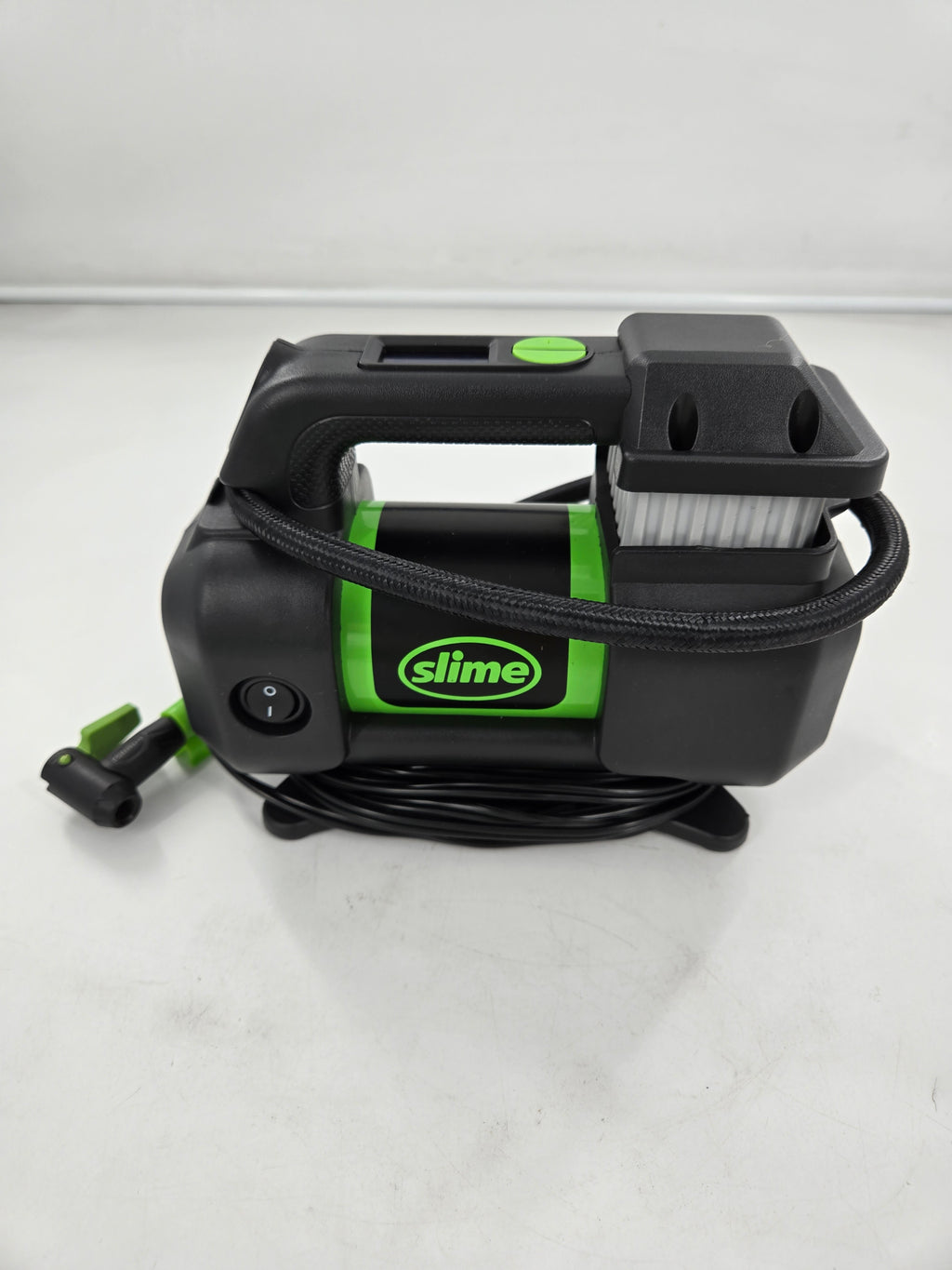 Slime Expert Pro Power 12V Tire Inflator Air Compressor w/ Bag & Hose
