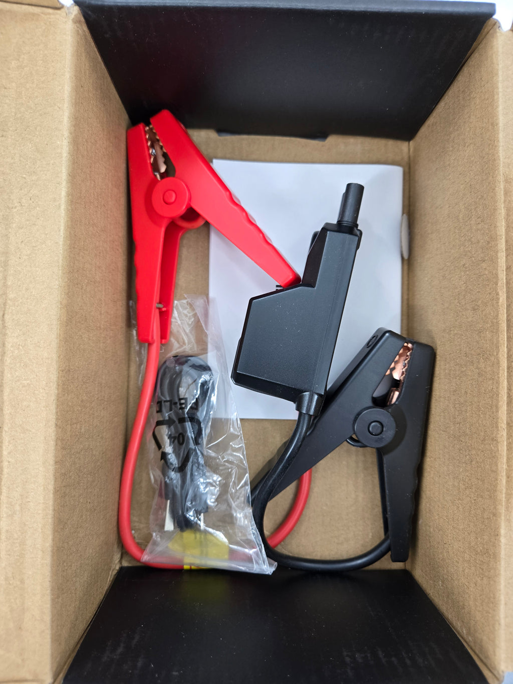 Buture Car Jump Starter BR300, 1500A Peak 13800mAh Portable Car Battery Starter