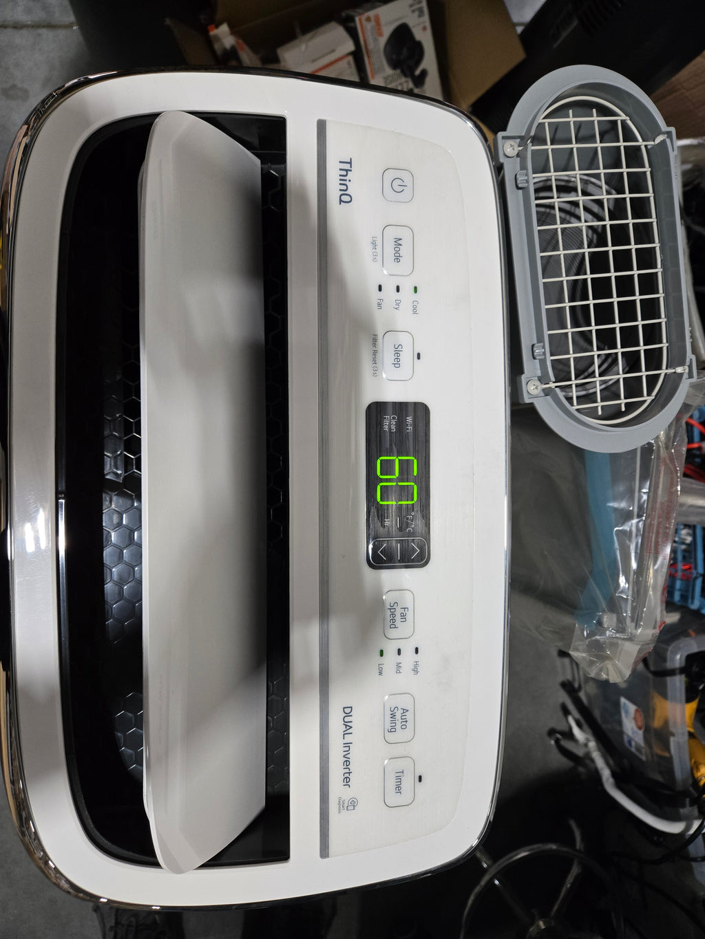 (MISSING REMOTE)LG 10,000 BTU Smart Portable Air Conditioner Dual Inverter - LP1419IVSM White
