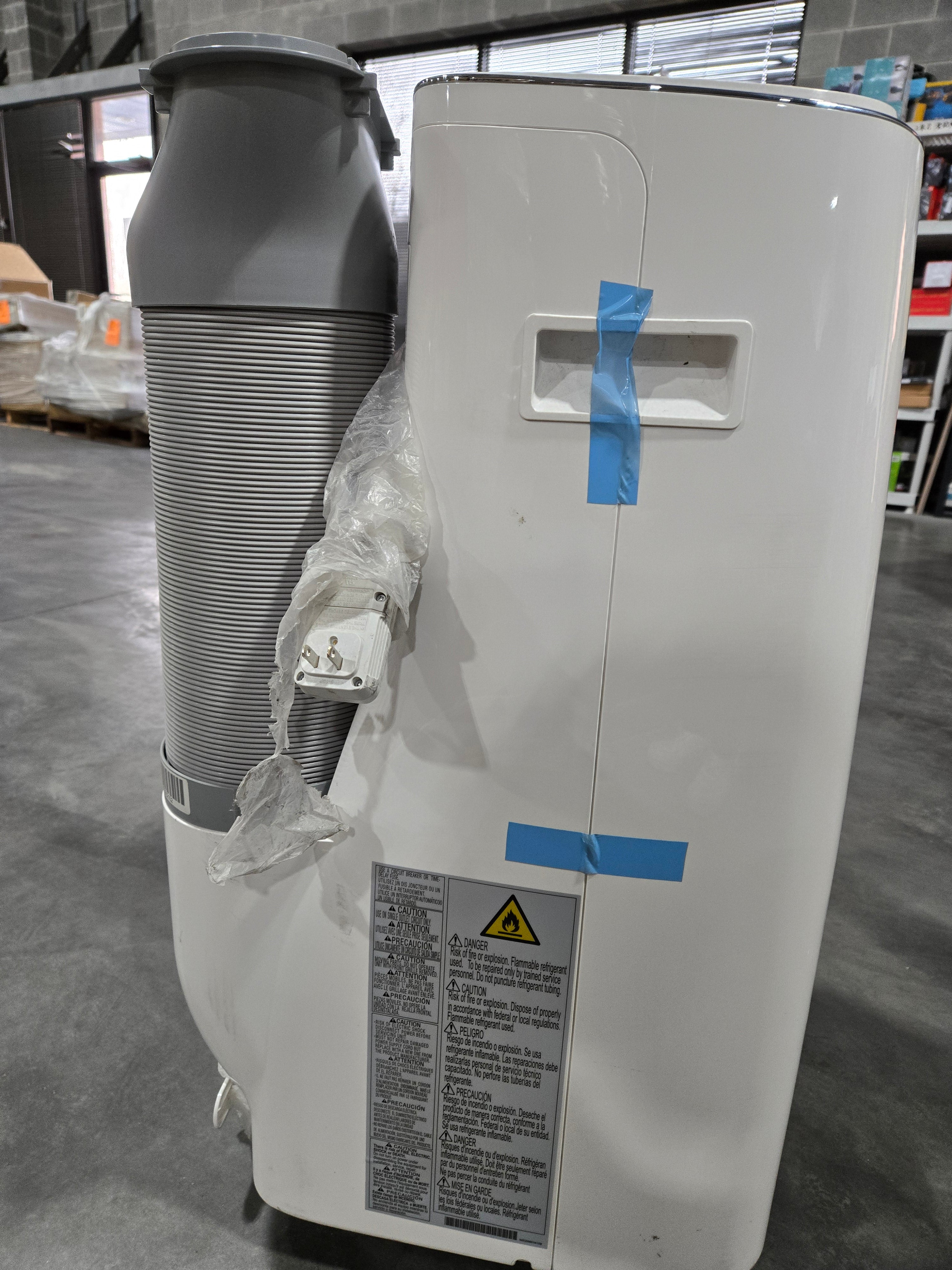 (MISSING REMOTE)LG 10,000 BTU Smart Portable Air Conditioner Dual Inverter - LP1419IVSM White