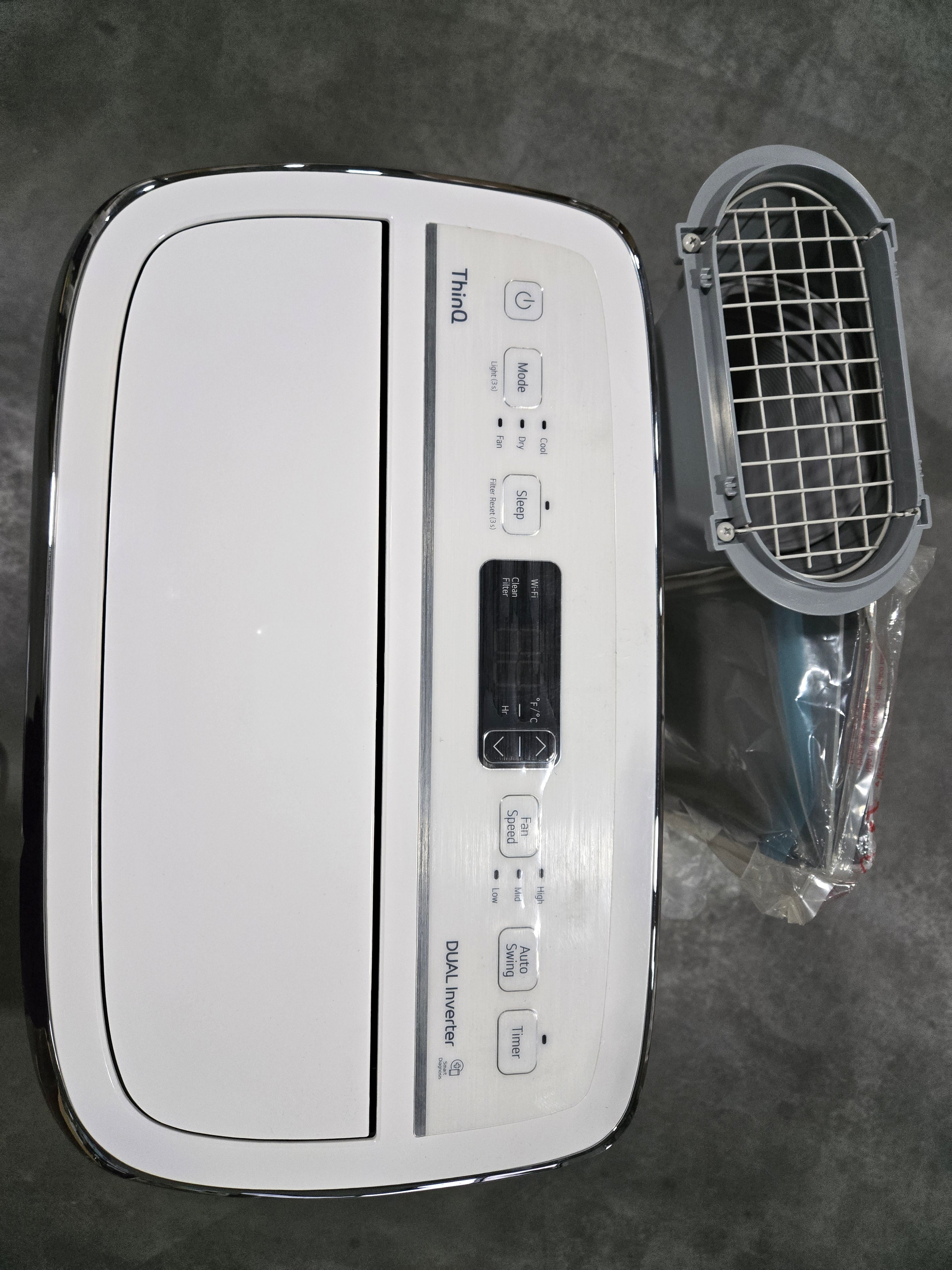 (MISSING REMOTE)LG 10,000 BTU Smart Portable Air Conditioner Dual Inverter - LP1419IVSM White