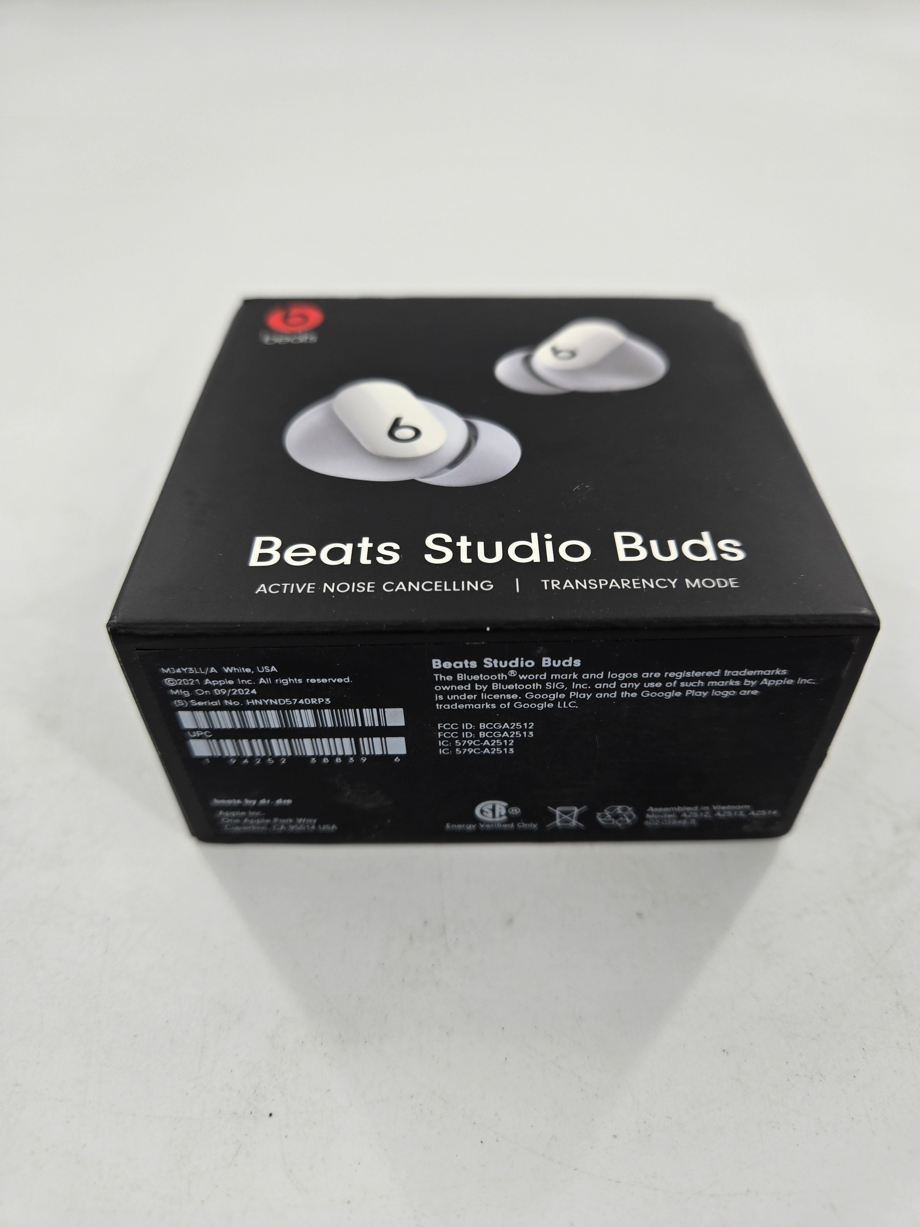 Beats Studio Buds Totally Wireless Noise Cancelling Earbuds - White (MJ4Y3LL/A)