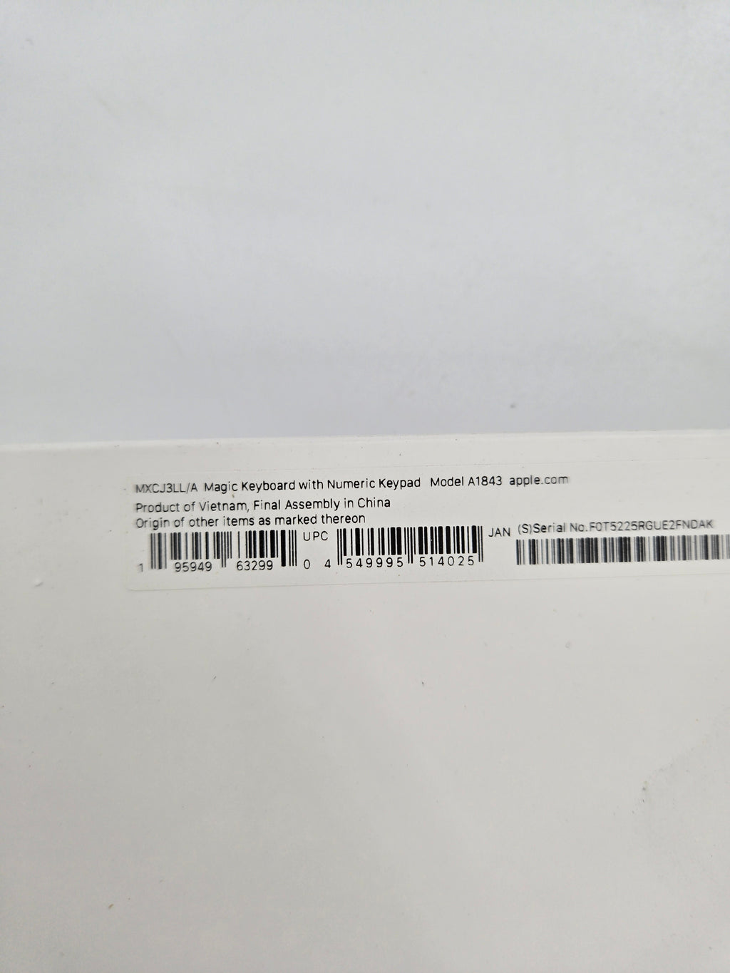 (NEW/SEALED) Apple Magic Keyboard A1843 with Numeric Keypad MQ052LL/A White